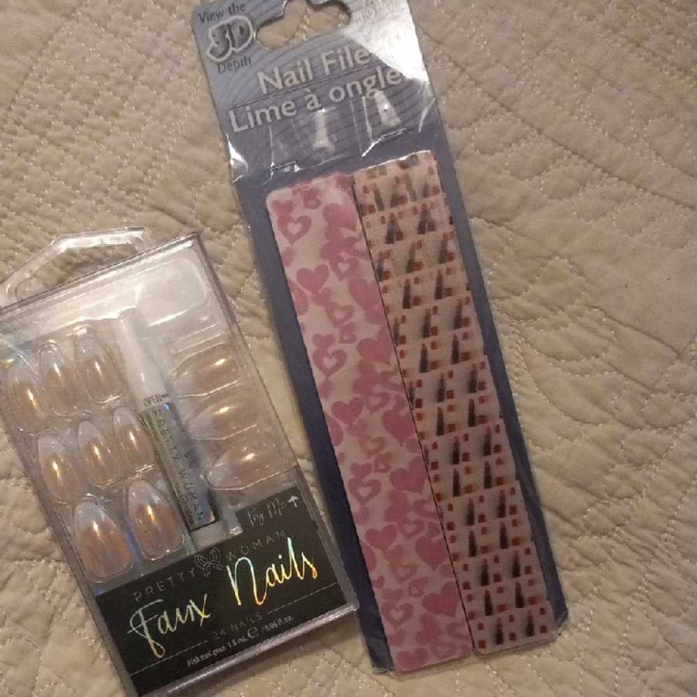 Pink and White Nail File Set with Faux Nails